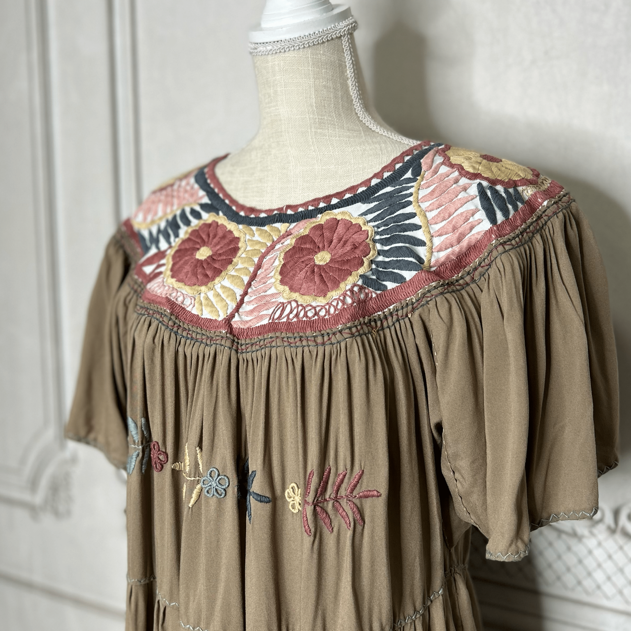 Rococo Butterfly Sleeve Tiered Midi Dress - Round Neck Rococo Butterfly Sleeve Tiered Midi Dress - Round Neck