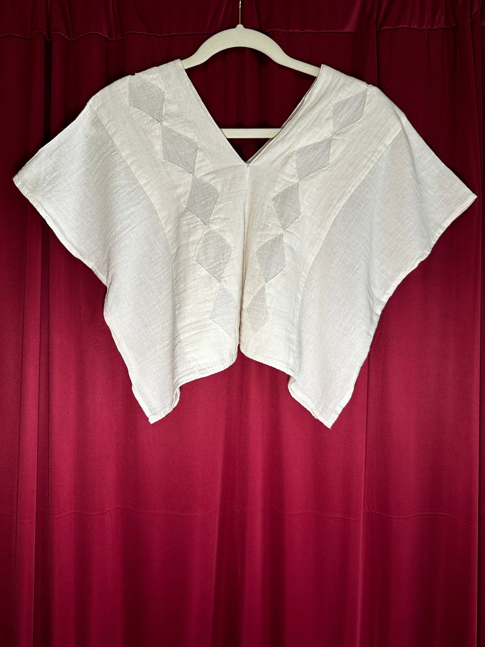 Rombo V-neck Gauze Blouse Rombo V-neck Gauze Blouse