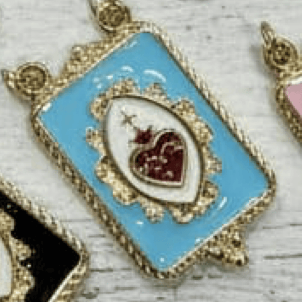 Sacred Heart Milagrito Charm Sacred Heart Milagrito Charm | Resin | Handmade in Mexico | Camelia