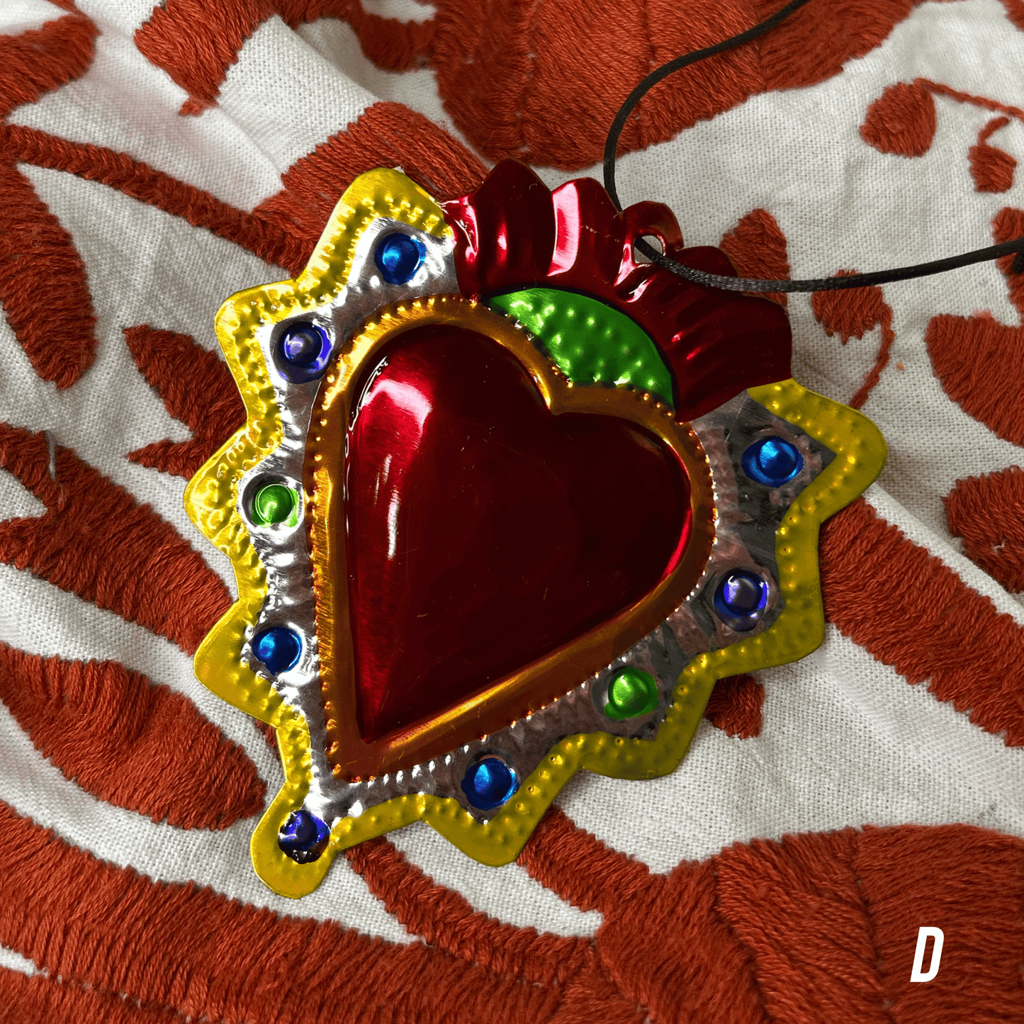 Sacred Heart Tin Ornament - Milagritos de Latón Sacred Heart Tin Ornament - Milagritos de Latón