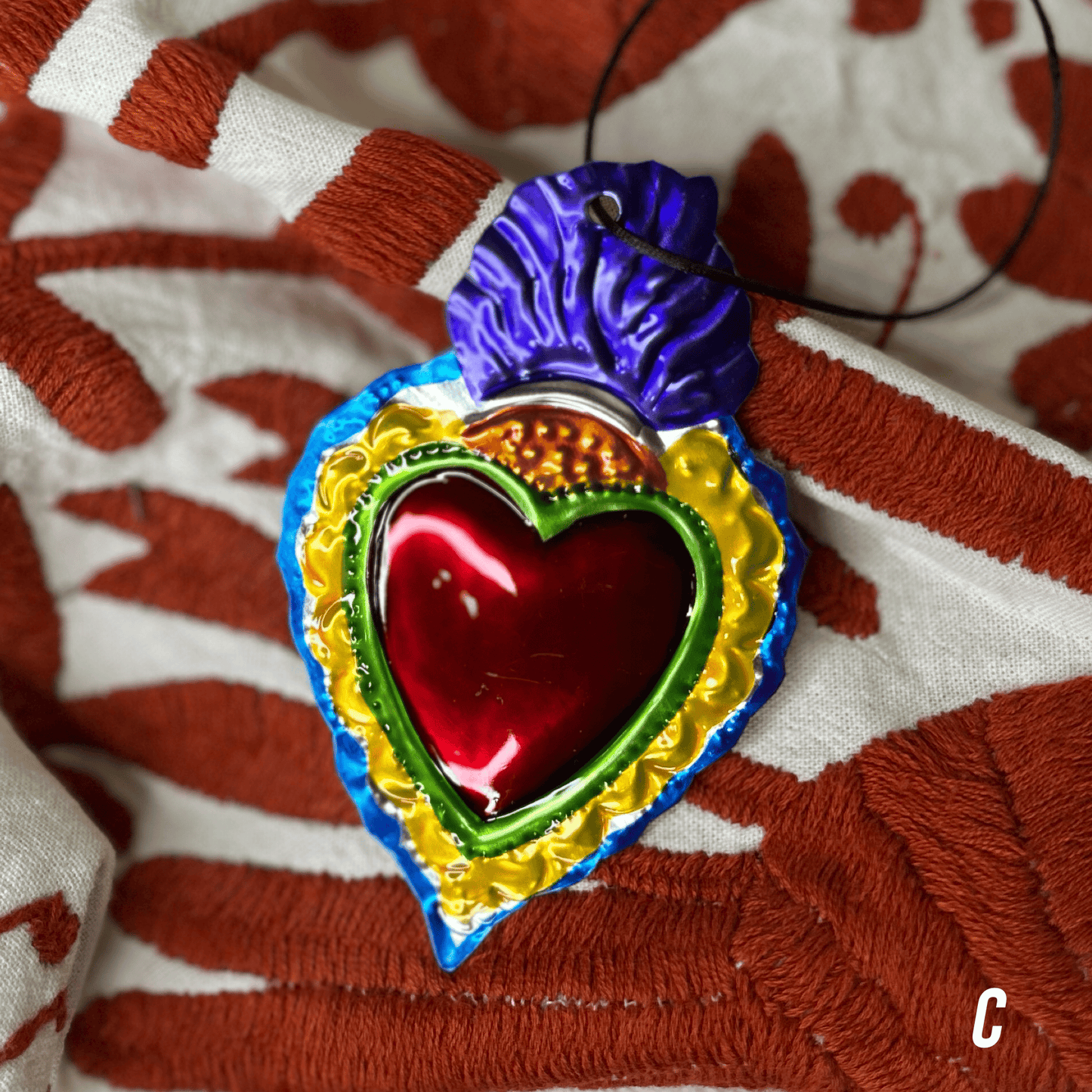 Sacred Heart Tin Ornament - Milagritos de Latón Sacred Heart Tin Ornament - Milagritos de Latón