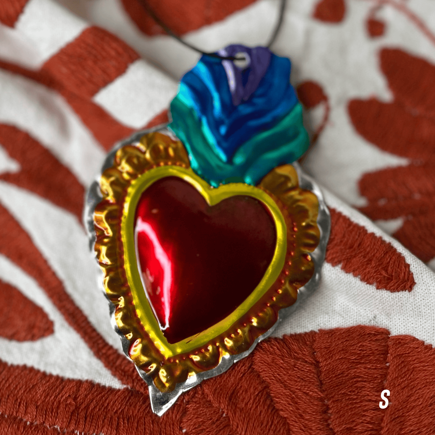 Sacred Heart Tin Ornament - Milagritos de Latón Sacred Heart Tin Ornament - Milagritos de Latón