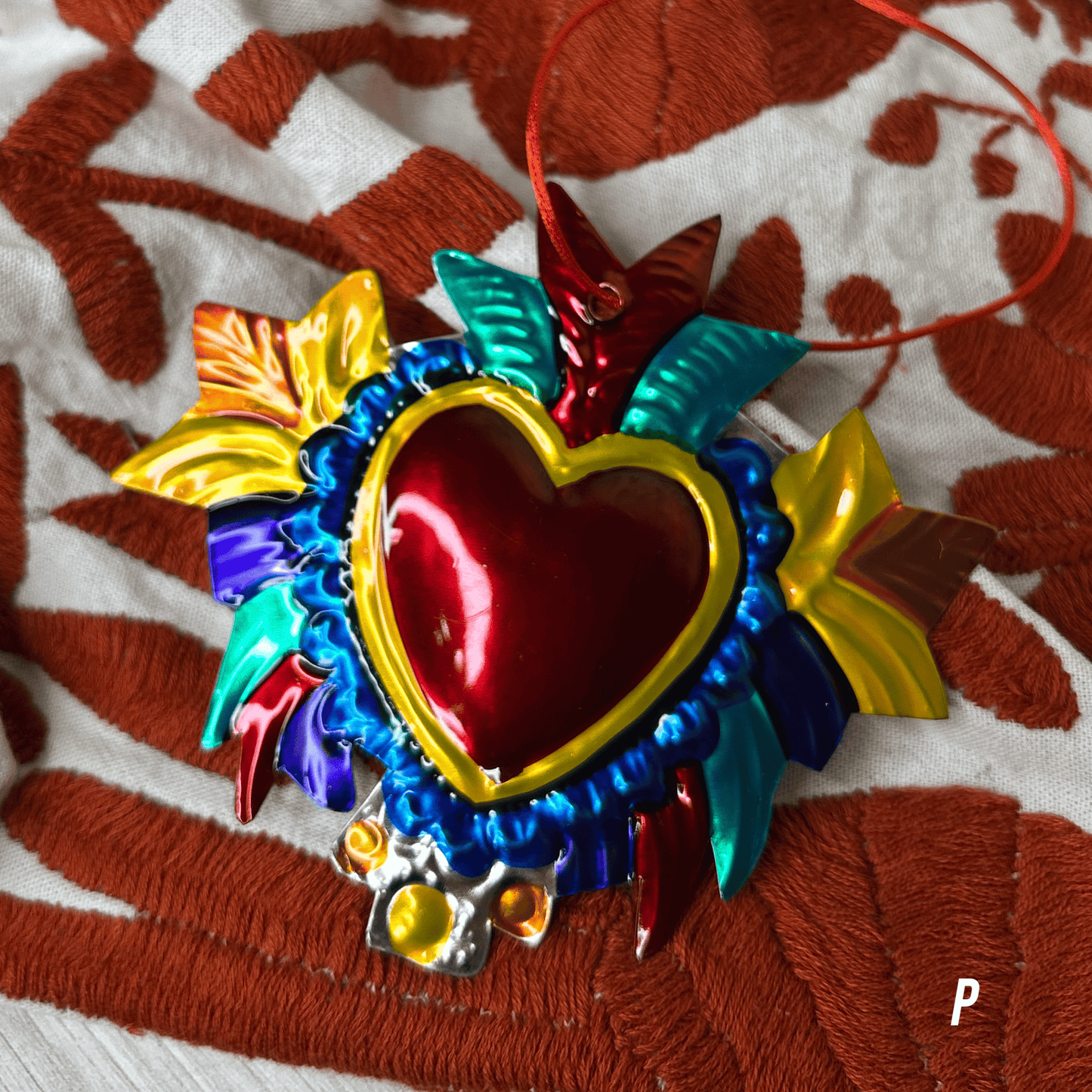 Sacred Heart Tin Ornament - Milagritos de Latón Sacred Heart Tin Ornament - Milagritos de Latón