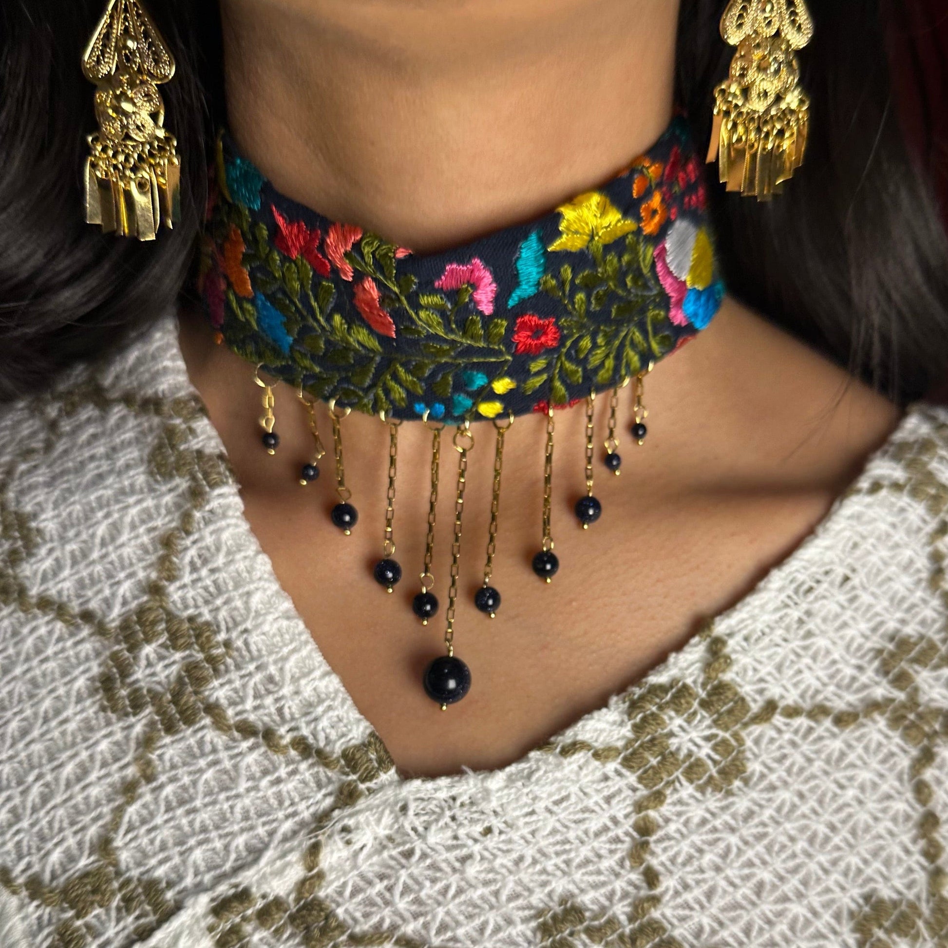 San Antonino Blue Aventurine Crystal Choker San Antonino Blue Aventurine Crystal Choker