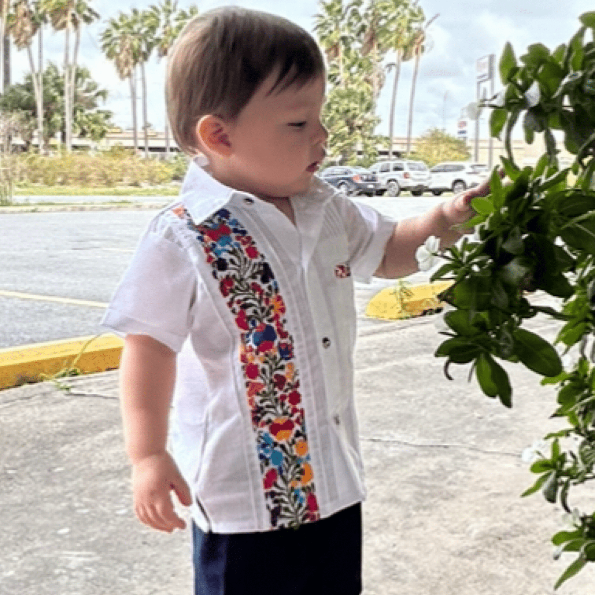 San Antonino Boy's Linen Guayabera