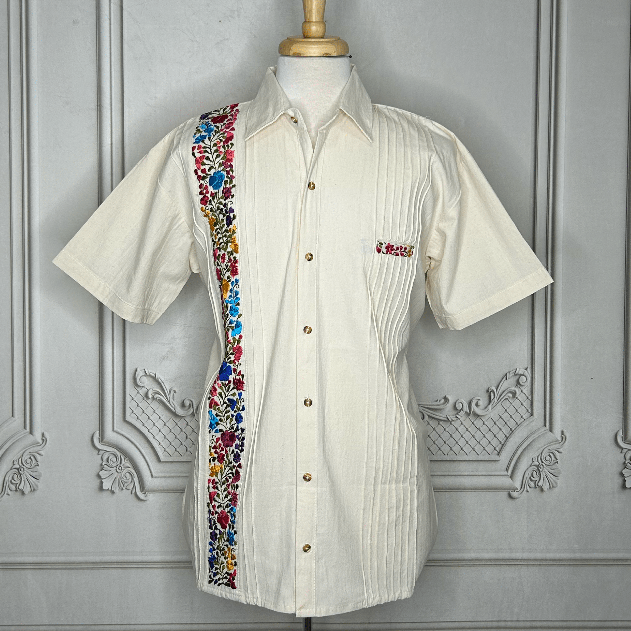 San Antonino Men's Short Sleeve Cotton Guayabera - Multi San Antonino Men's Short Sleeve Cotton Guayabera - Multi