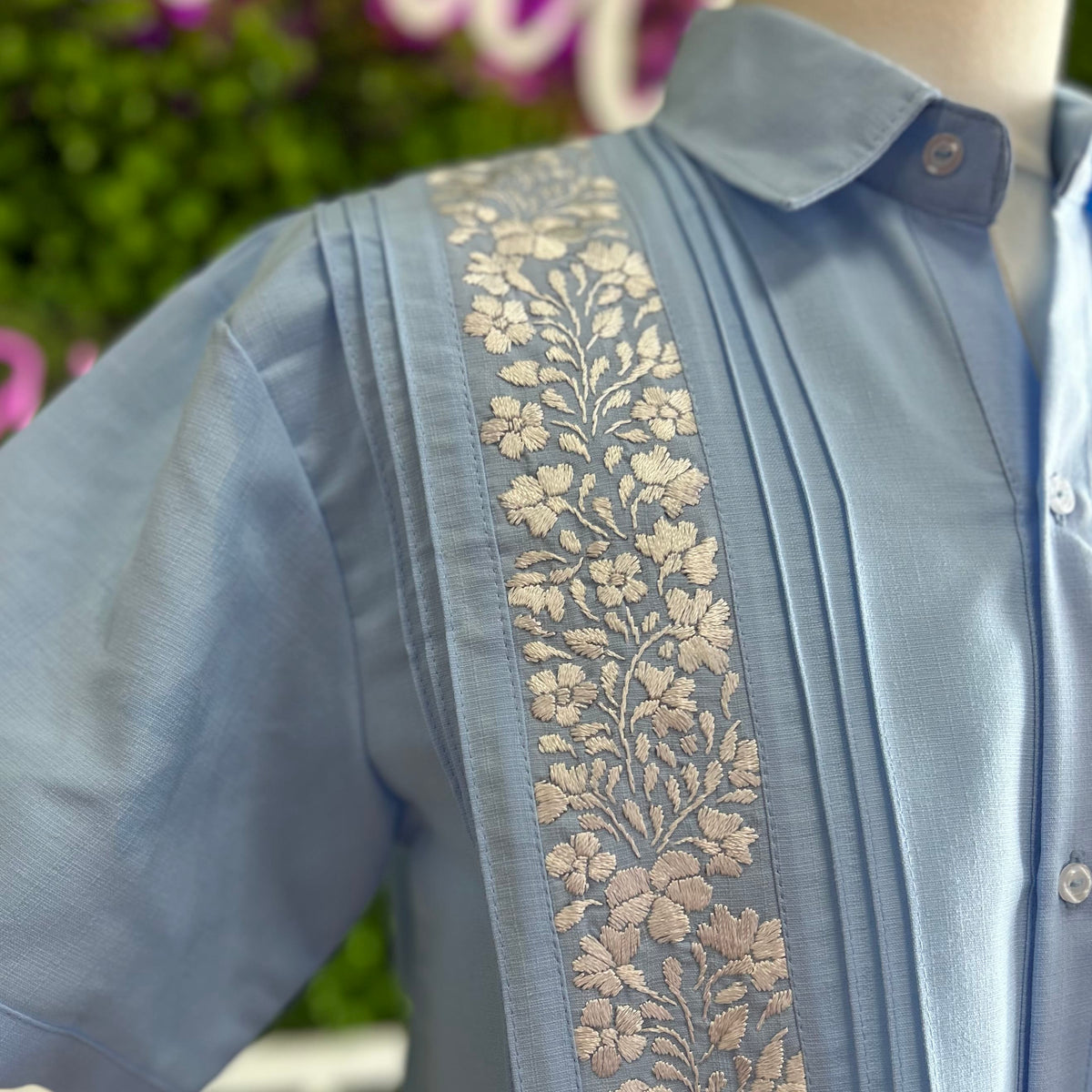 San Antonino Men's Short Sleeve Linen Guayabera - Sky Blue San Antonino Men's Short Sleeve Linen Guayabera - Sky Blue
