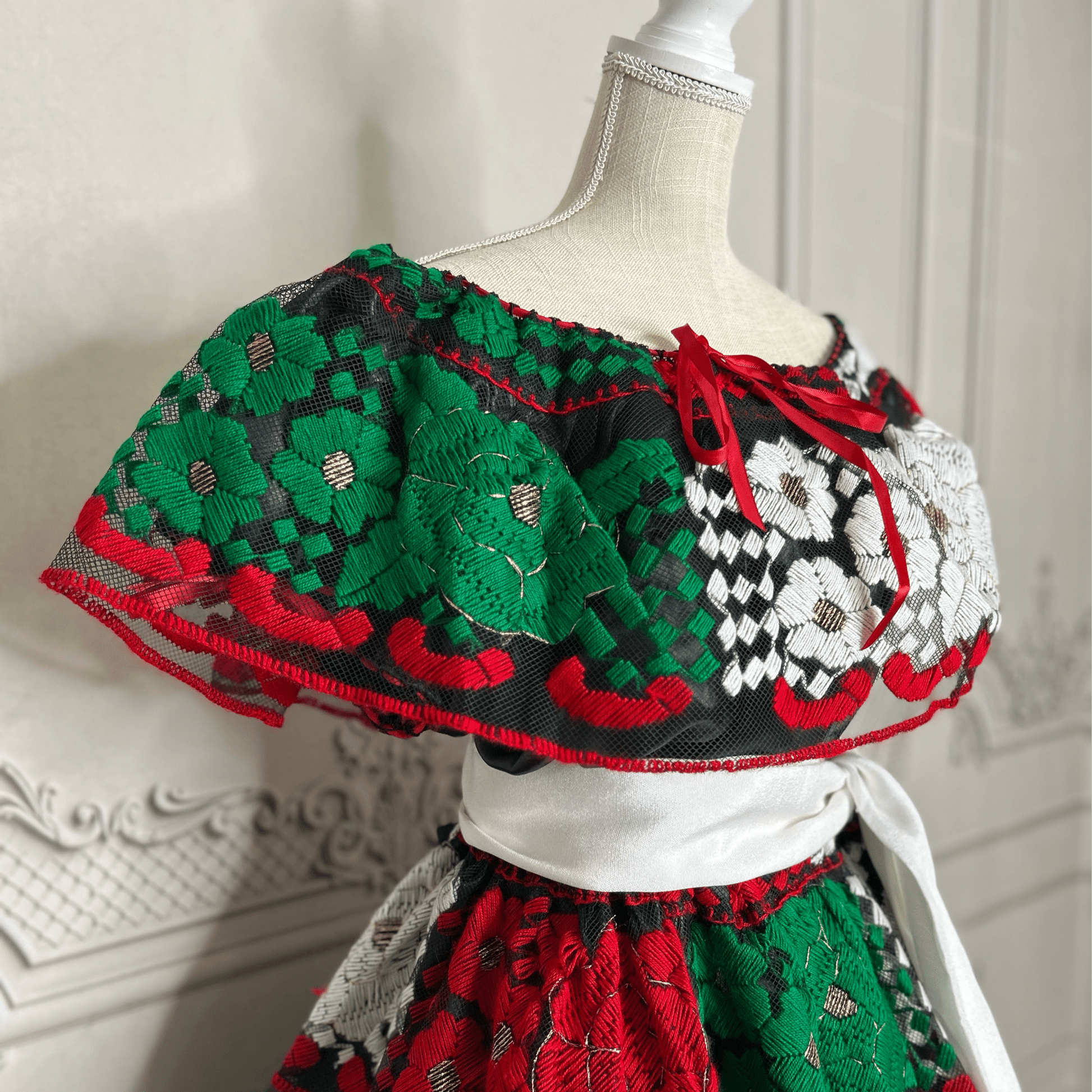 Traditional Chiapas de Corzo Dress - Adult - Tri-Color Traditional Chiapas de Corzo Dress - Adult - Tri-Color