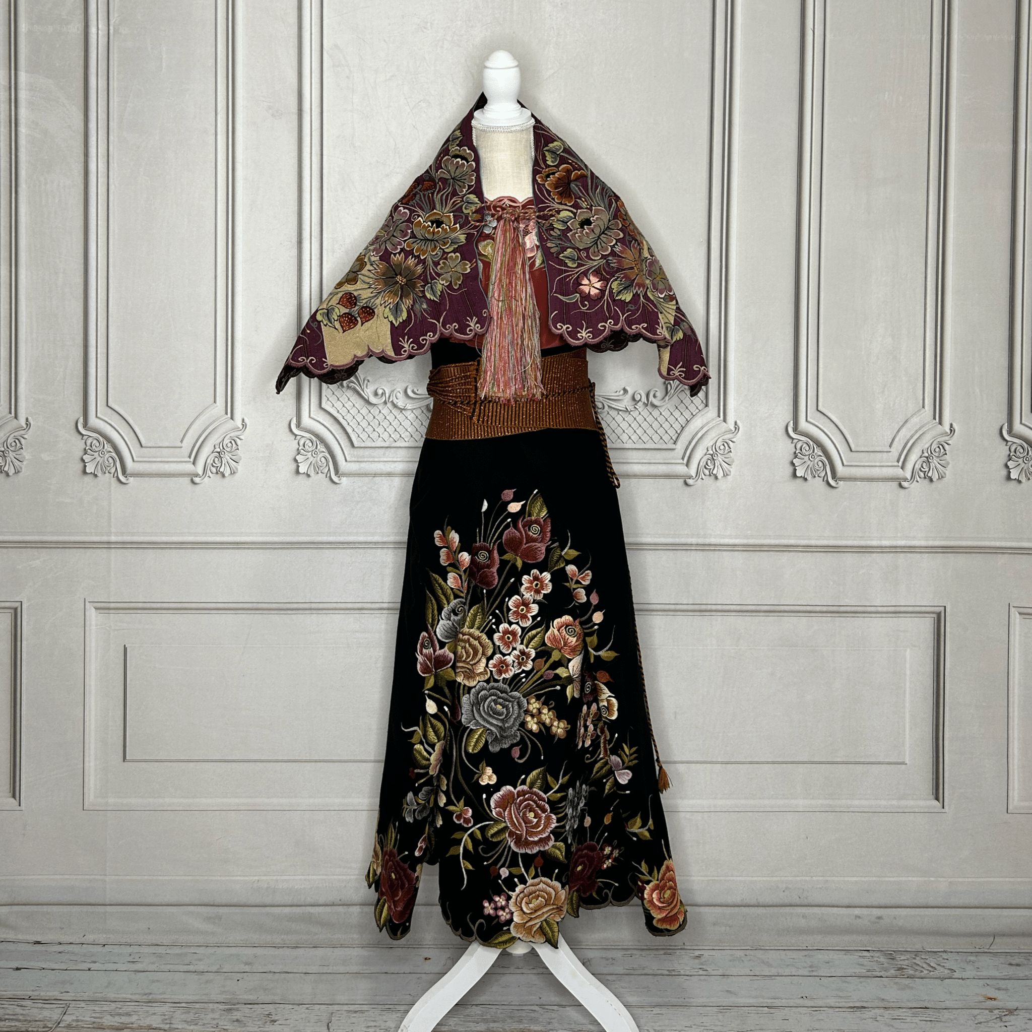 Traditional Zinacantan Chiapas Outfit - Women