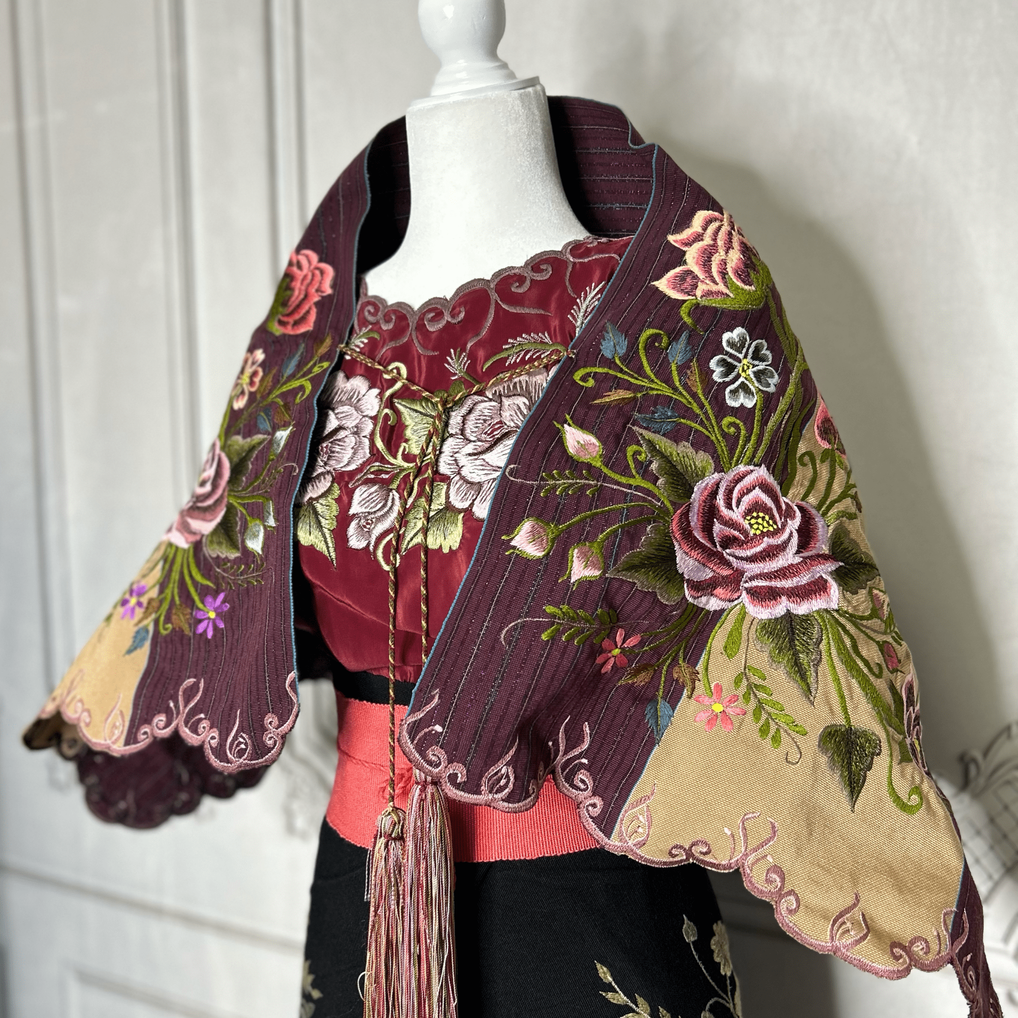 Traditional Zinacantan Chiapas Outfit - Women Traditional Zinacantan Chiapas Outfit - Women