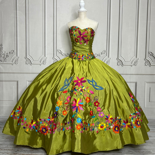 Embroidered Mexican Quinceanera Dress - Mariposa 2