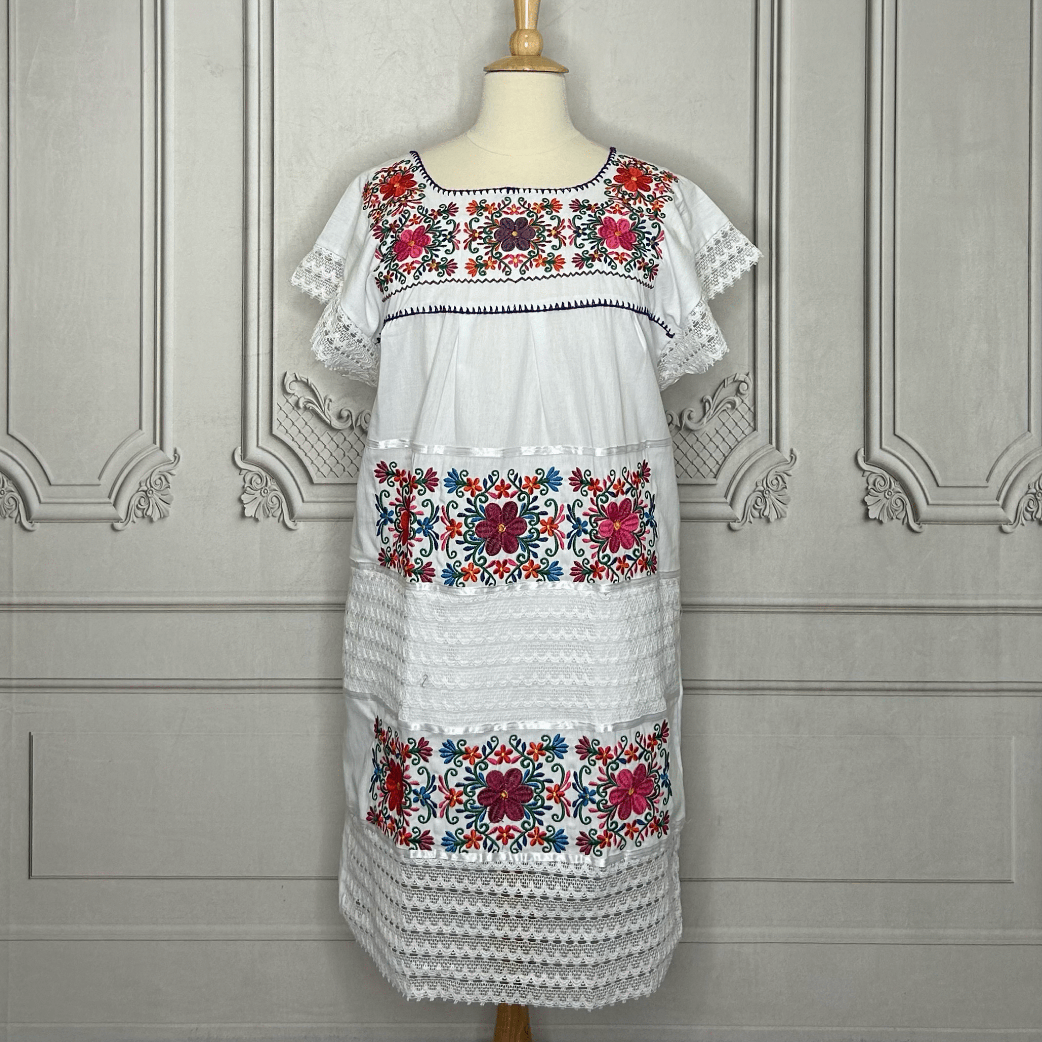 Yucatan Midi Lace Mexican Dress - Daisy
