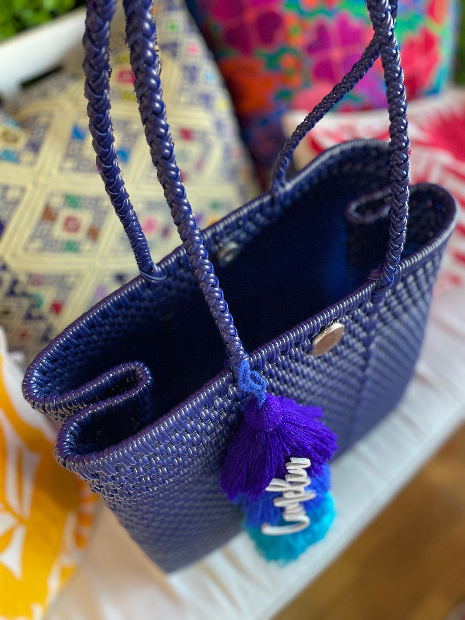 Handwoven Oaxacan Upcycled Tote - Single Strap Adjustable Opening