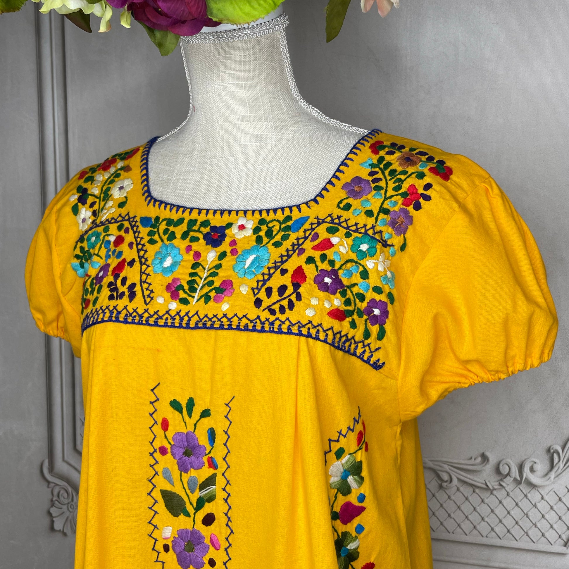 Puebla Mexican Dress w/Belt Bata con Faja Vestido Flowers Yellow M/L 1 Size  1811