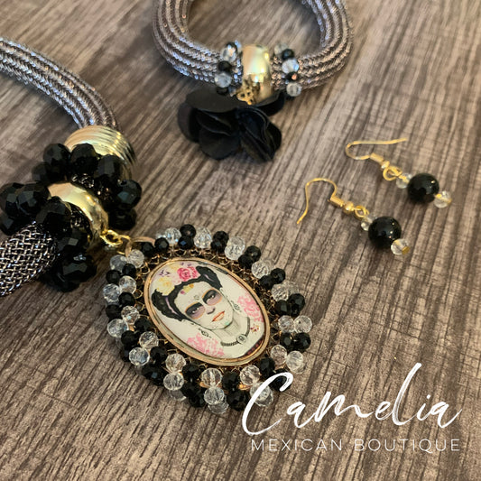 Frida Pendant Mexican Necklace Set SILVER