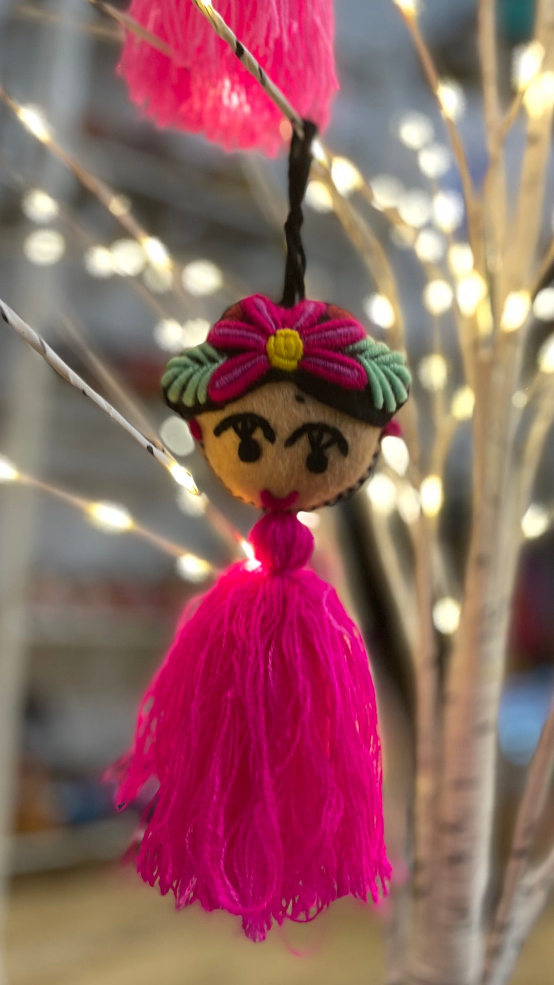 Frida Tasseled Pom Pom - Pink Luchona