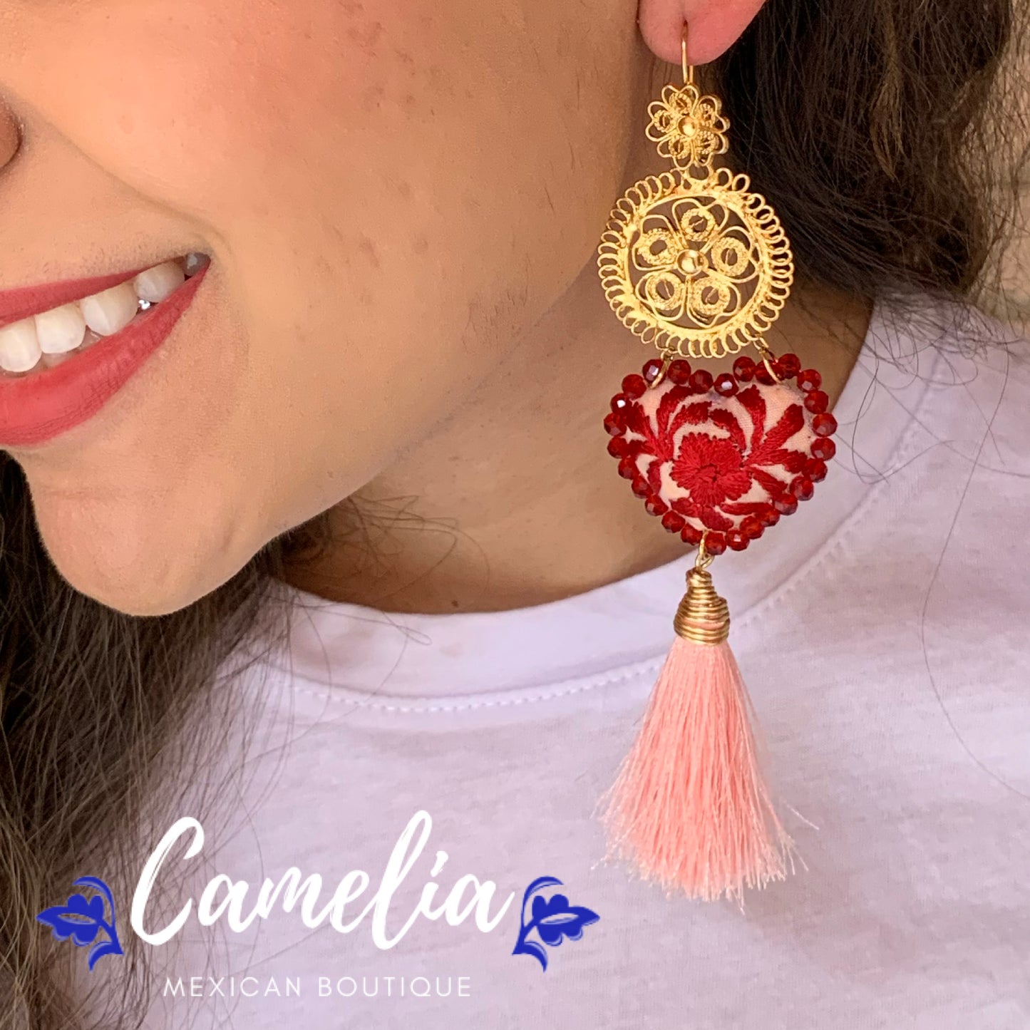 San Antonino Filigree Embroidered Heart Tasseled Earrings - Pink