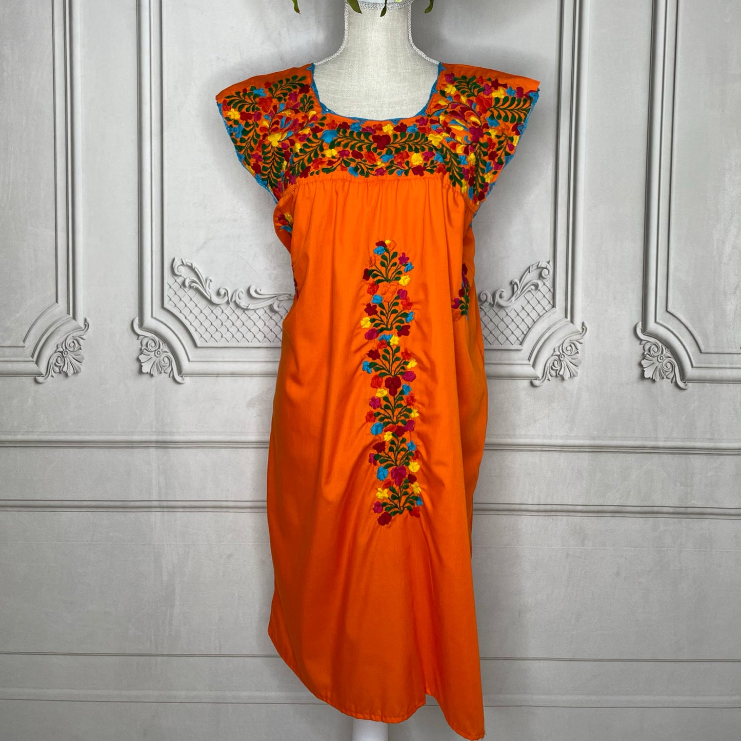 San Antonino Sleeveless Dress - Knee Length Poplin Fabric