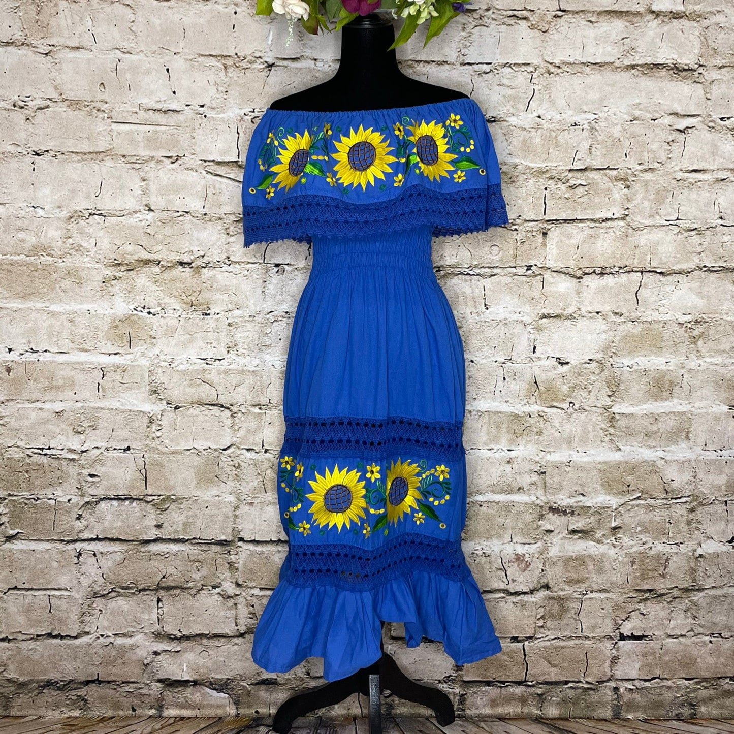 Off Shoulder Laced Midi Dress - Sunflowers