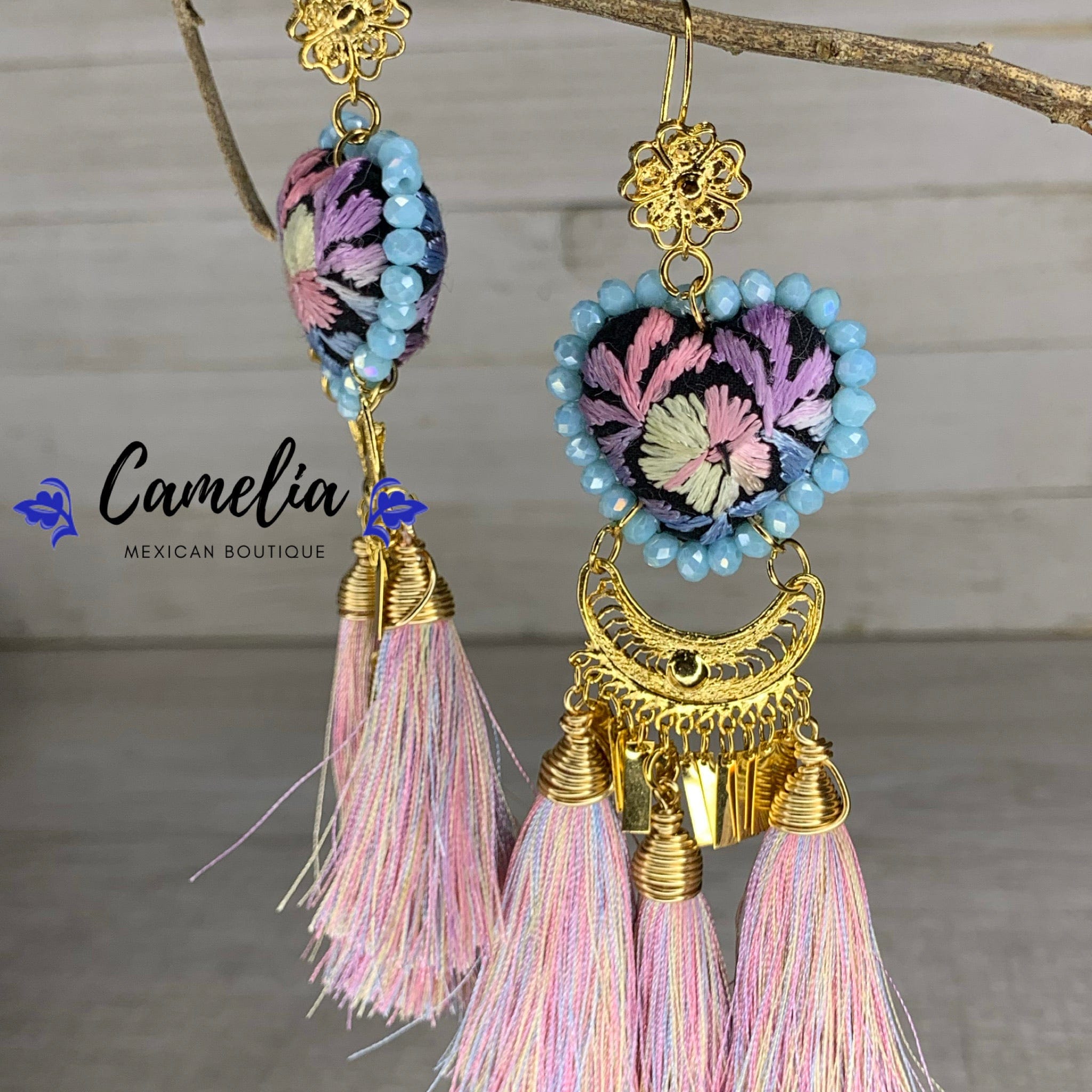 San Antonino Filigree Embroidered Heart Tasseled Earrings - Blue