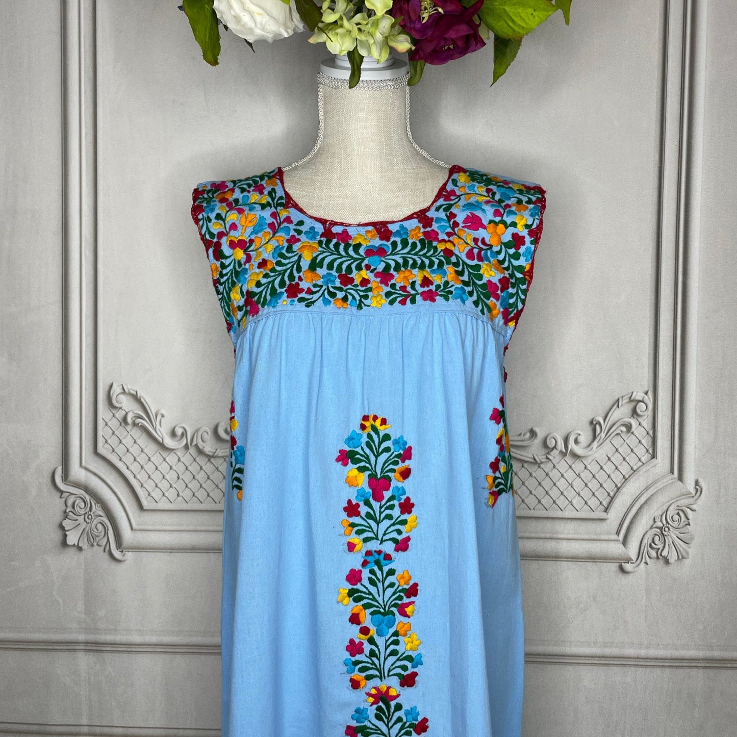 San Antonino Sleeveless Dress - Knee Length Cotton Embroidery