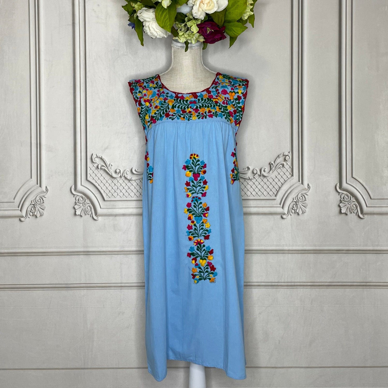 San Antonino Sleeveless Dress - Knee Length Cotton Embroidery